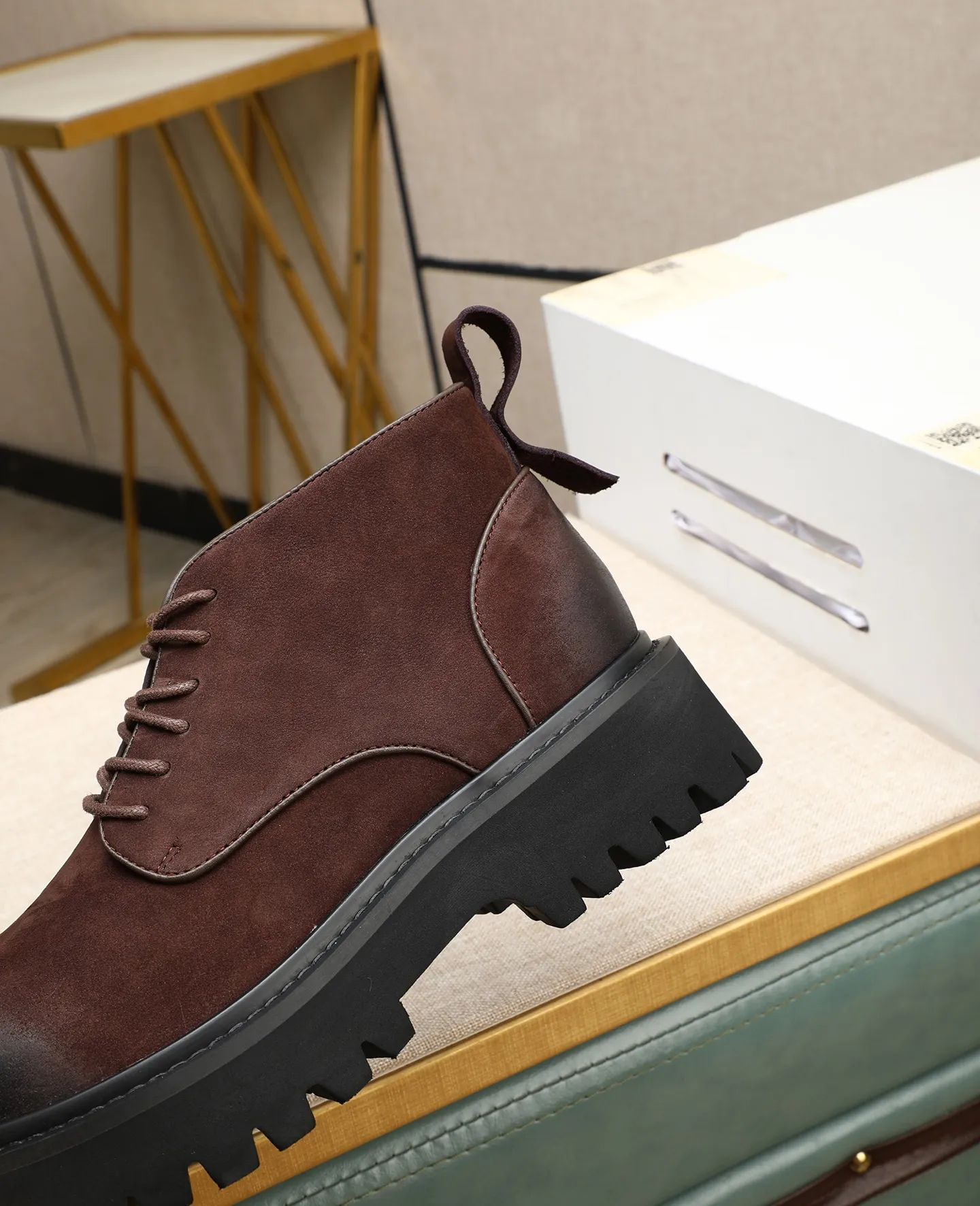 Men's men's shoes 💰580 high-end version. PRADA (Prada) men's casual style, compare the quality at the counter 🧚🏿♂️Imported cowhide fabric 🐎Water-dyed comfortable and soft cowhide lining for feet 🐂Genuine leather outsole with label 🎉 Size 38-44. Can be customized for 45💥🏆